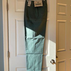 NWT Vintage Men's Brittania olive 40 pants inseam 32.  100% cotton, wrinkle free